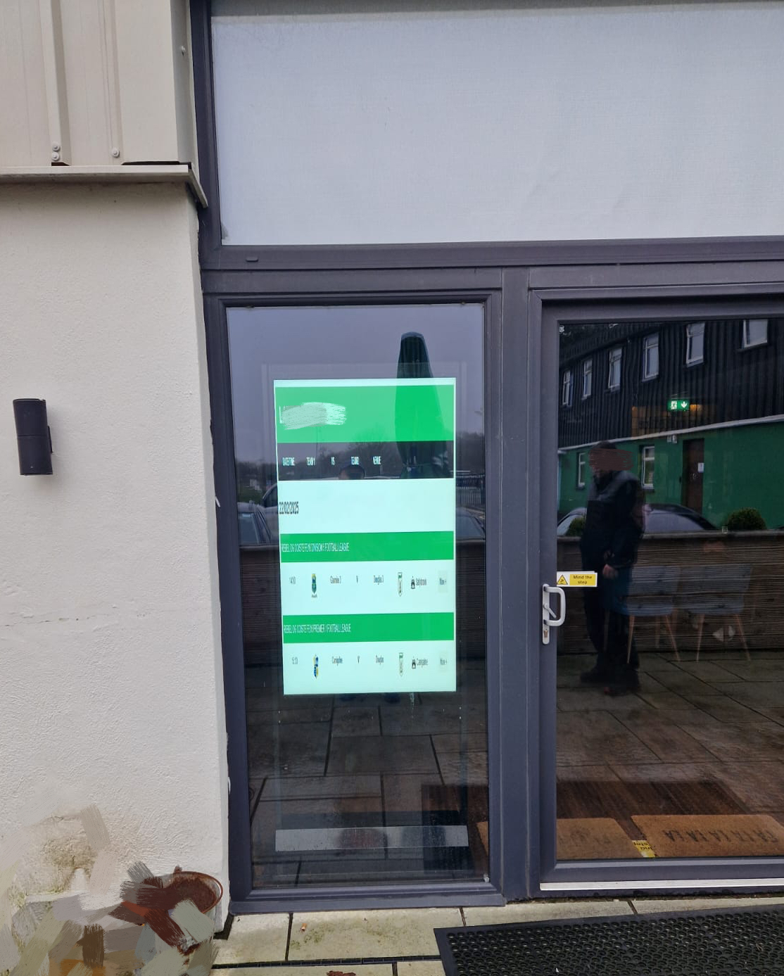 Window High-brightness Display