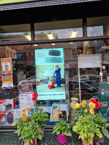 55 Inch Ultra High Brightness Window Display